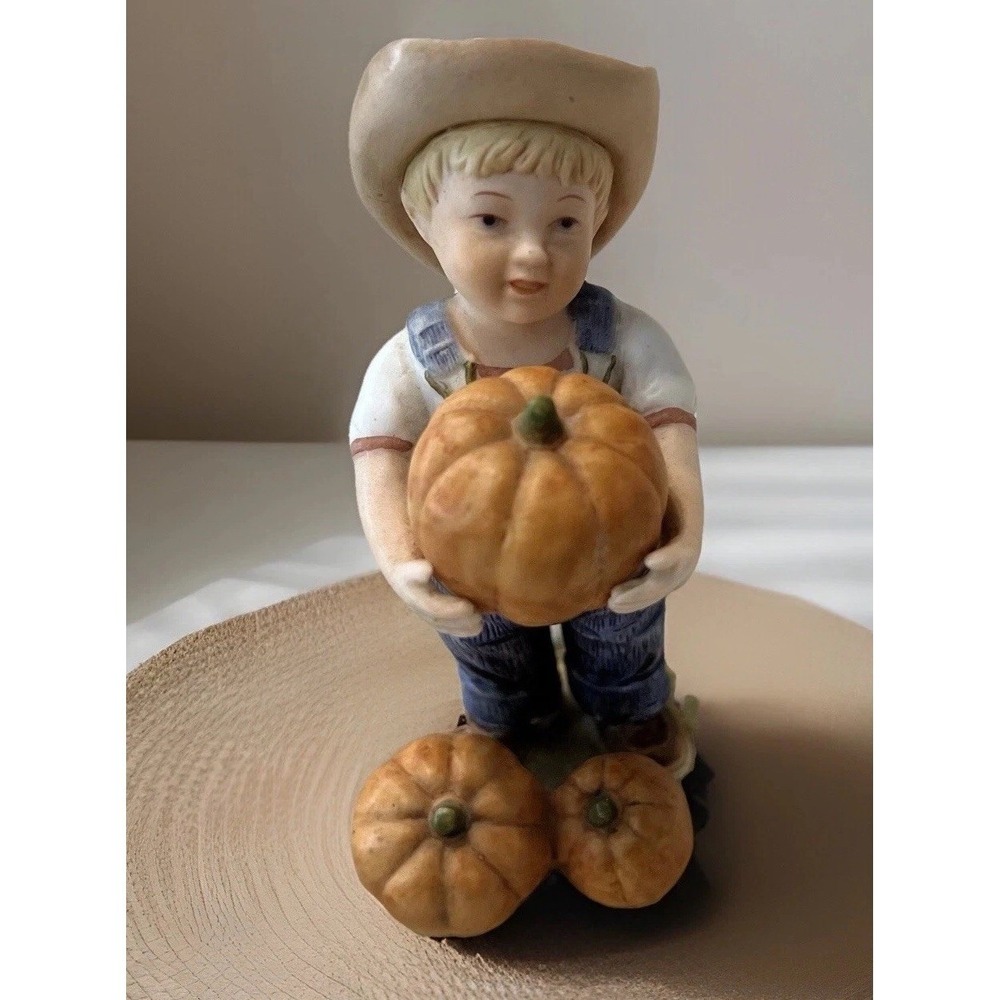 1985 Homco Home Interiors Denim Days Boy Figurine Let Us Give Thanks Taiwan 5"